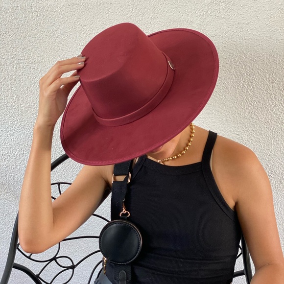 Melissa Cordobés Suede wide Brim Hat Burgundy main image 3